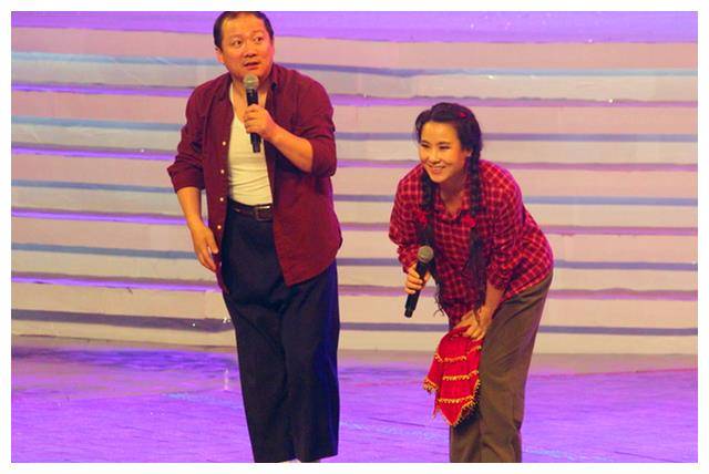 星二代身份曝光,因和导演演感情戏被炮轰_观众_角色_爱情