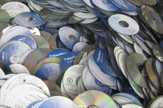 为何现在这么多人回收dvd旧光盘,这些废旧光盘到底有啥价值?