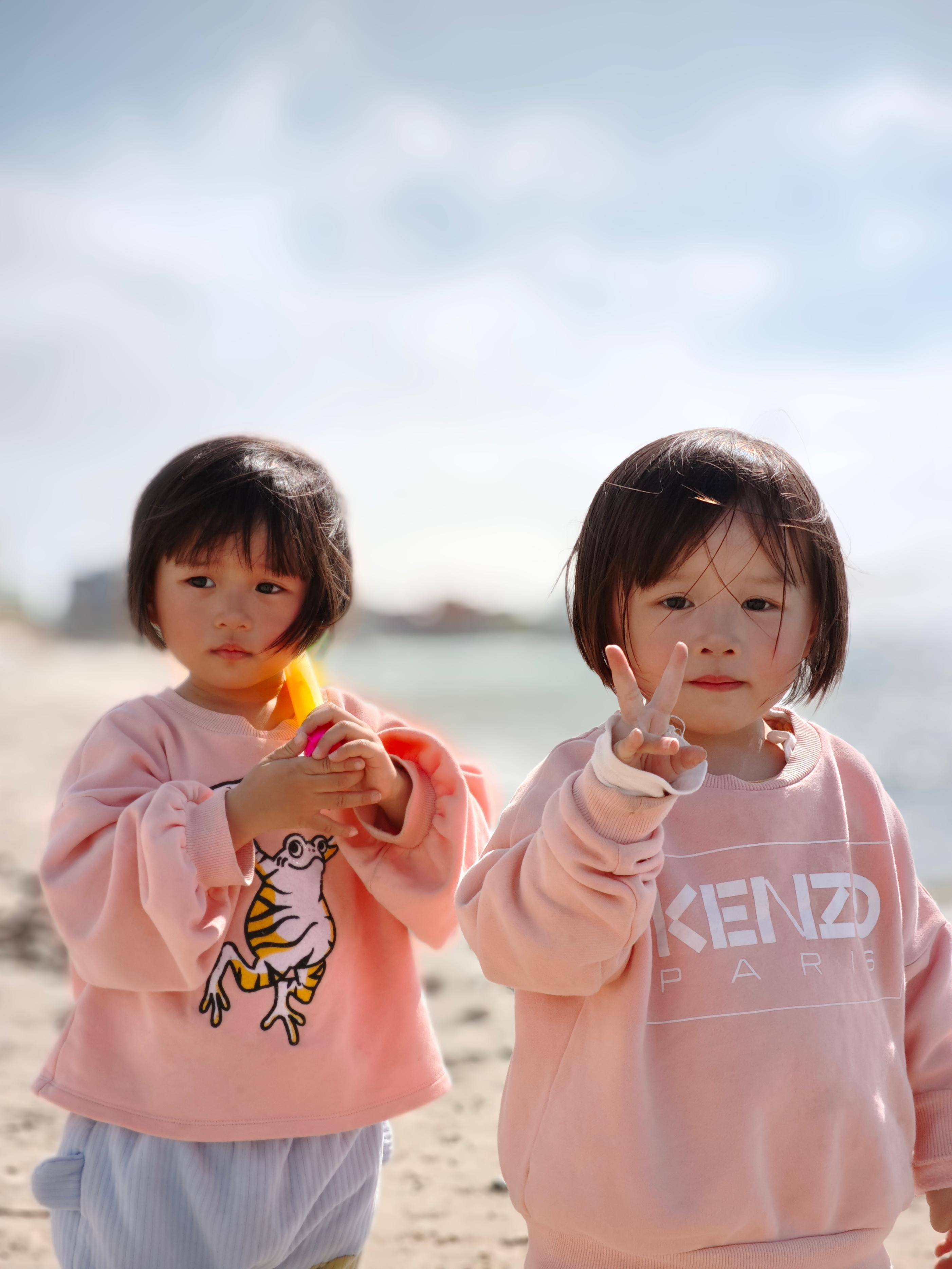而且肤色也能够准确的呈现小女孩的面部表情还有头发边缘都表现得很