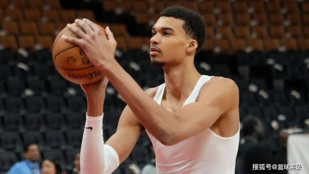 盖帽三双达成,还有人觉得他是水货?_亚马_文班_比赛