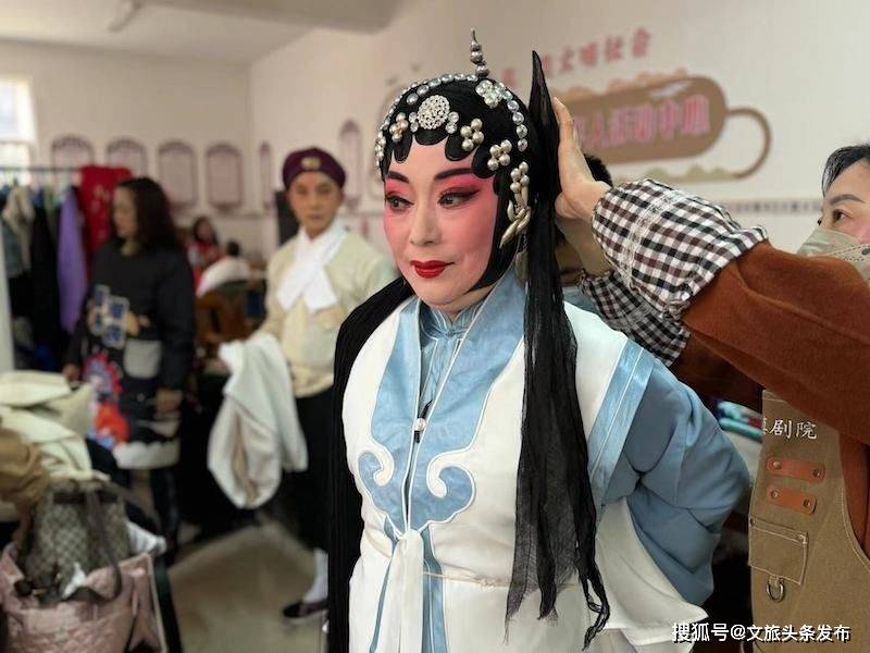 "文化迎春 文化惠民"活动让非遗滇剧绽放光彩_演出