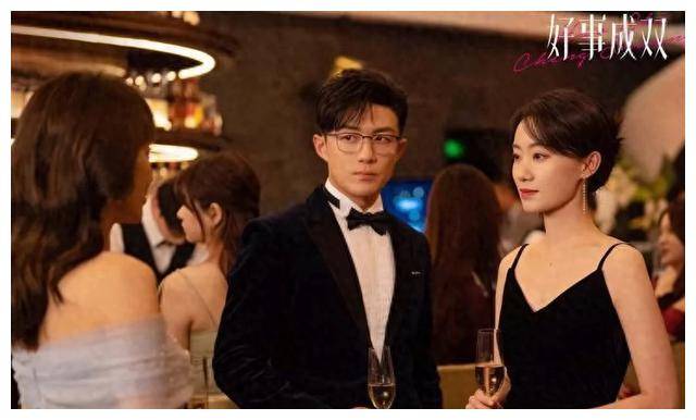 明星素颜开会,"不老男神女神"真面目大揭秘,曝光引爆