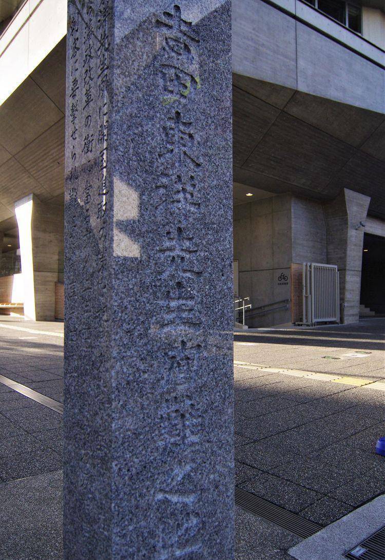 吉田东洋智识出众,被容堂提拔为参政,他厉行改革不仅让武市欲铲除之