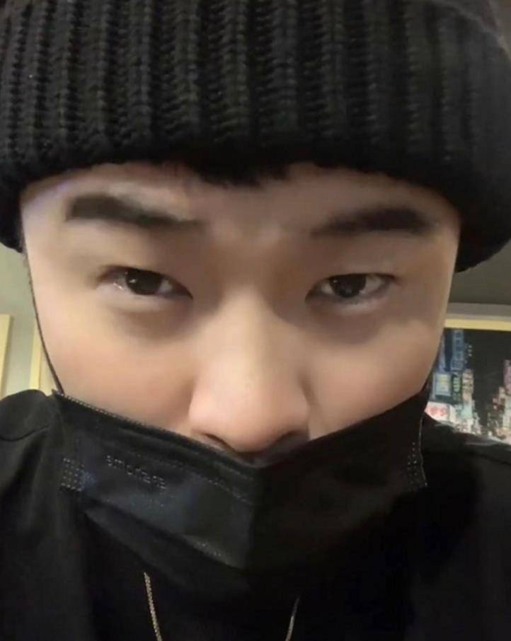 陈赫罕见晒老婆张子萱照高调秀恩爱,新作《瞄准》演技