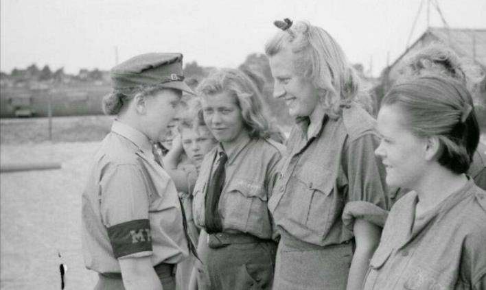 二战德军如何对待女战俘?竟用坦克活活车裂,罪恶暴行灭绝人性