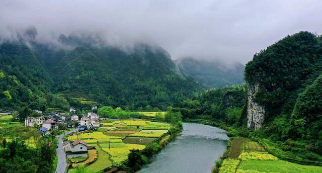 自驾湖南湘西发现一个小山村,堪称湖南小桂林,未来即将消失_花垣县