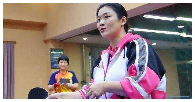 然而,刘伟的经历并非孤例,她代表着那些勇敢追求多元生活的现代女性.