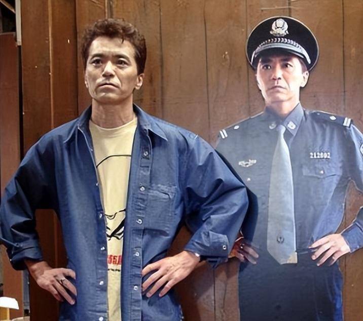 他曾在央视春晚搭档潘长江,消失多年本以为退休,原来已去世18年_郭昶