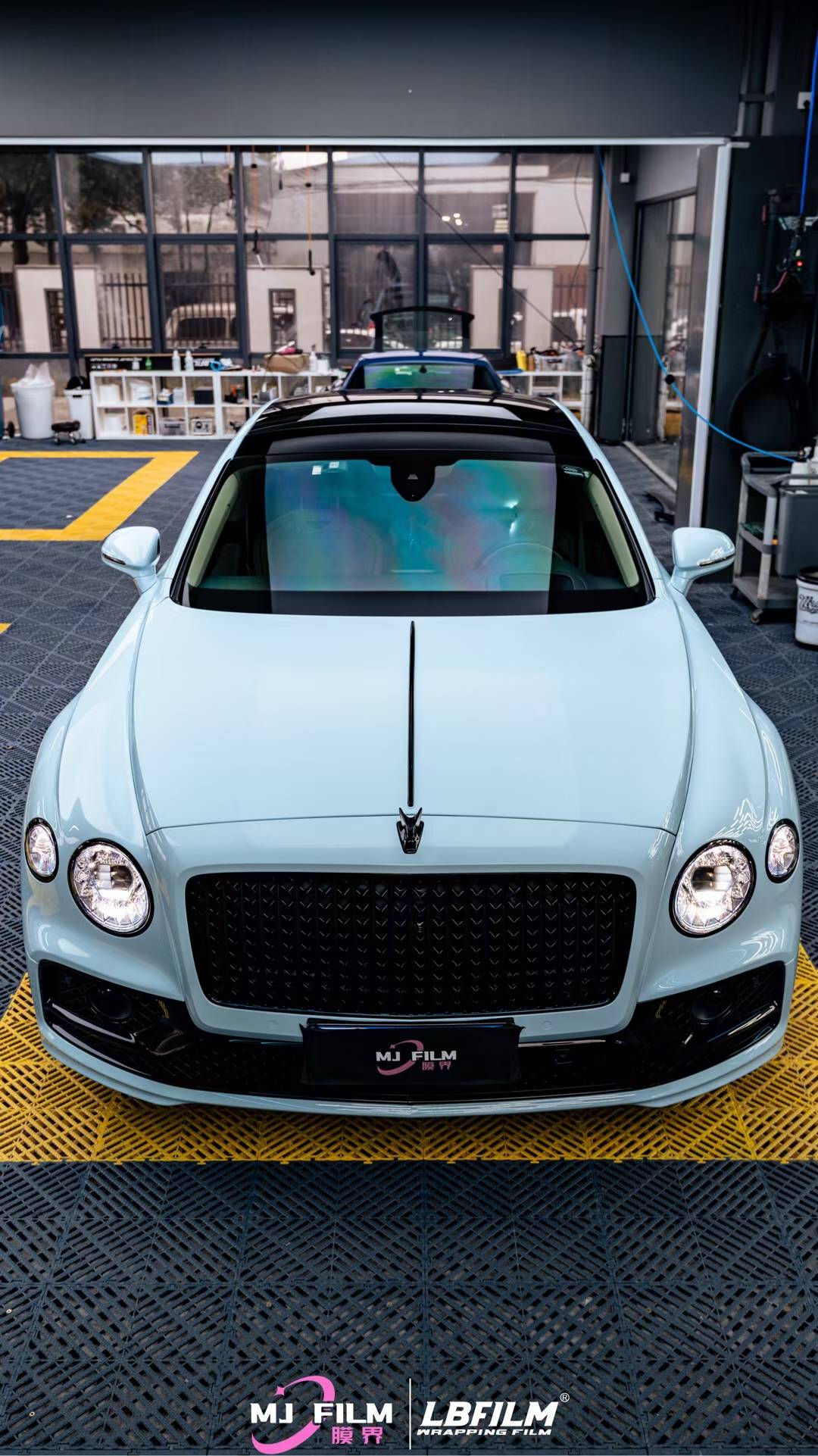 宾利飞驰lb改色膜原厂漆冰川蓝,夏日清新色调_搜狐