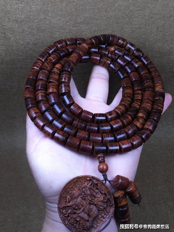 第一次玩海南黄花梨手串,需要注意些什么?_海黄_鉴别