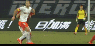 我们足坛五大"恶汉":队友头疼,敌人丧胆,球迷流泪的