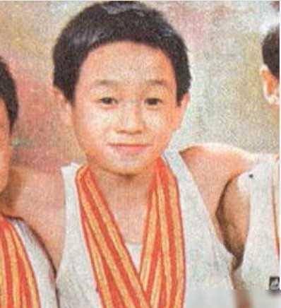 43岁前奥运冠军杨威,被曝破产,束手无措发视频回应,钱还是有一点_生活