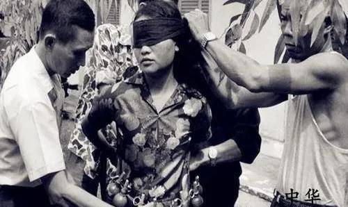 进行刺杀这根本让美军无法防备,有些越南女兵甚至会故意引诱美国士兵