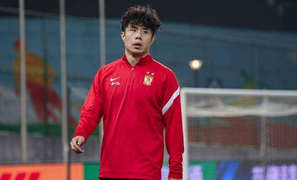 与蒿俊闵同样境遇的还有其他几位国脚.