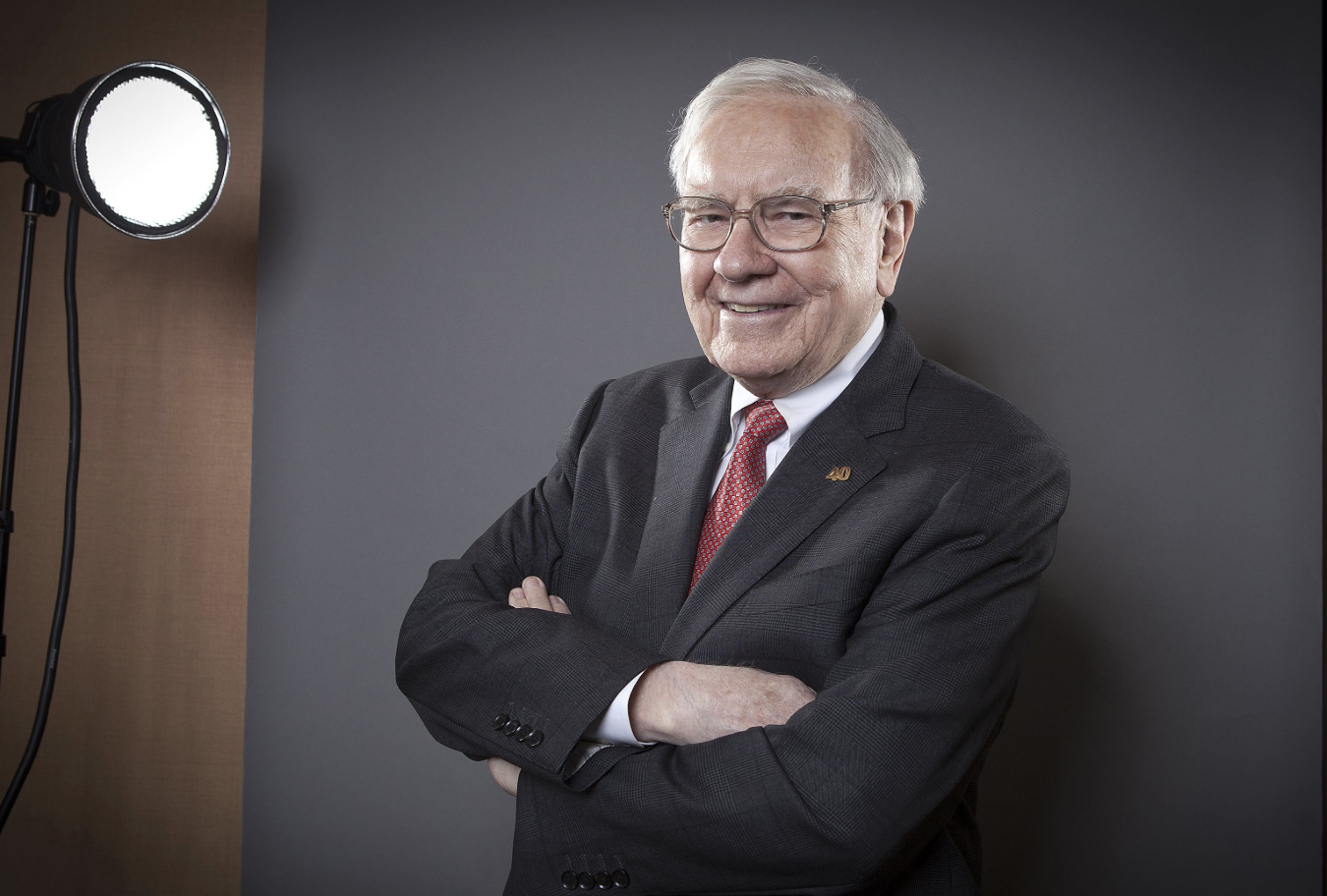 抛售苹果,套现131亿!巴菲特突然大动作,什么信号?_伯克希尔_公司_变化