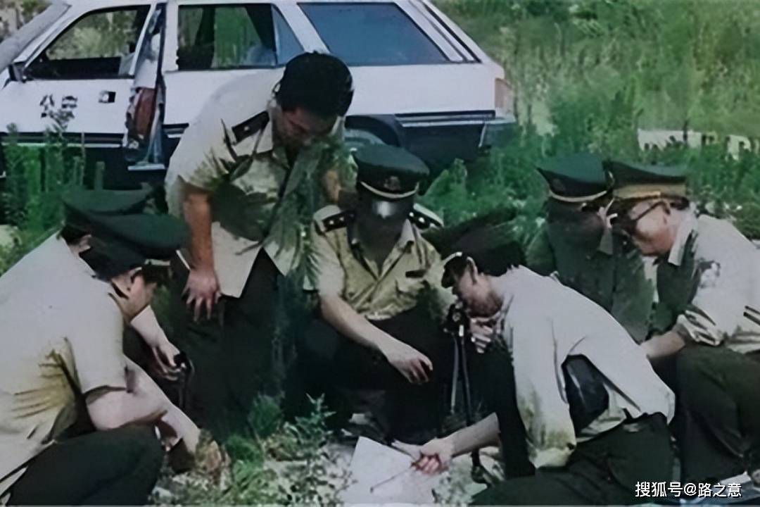 1990年郧西县刘嘴山魔洞洼白骨案