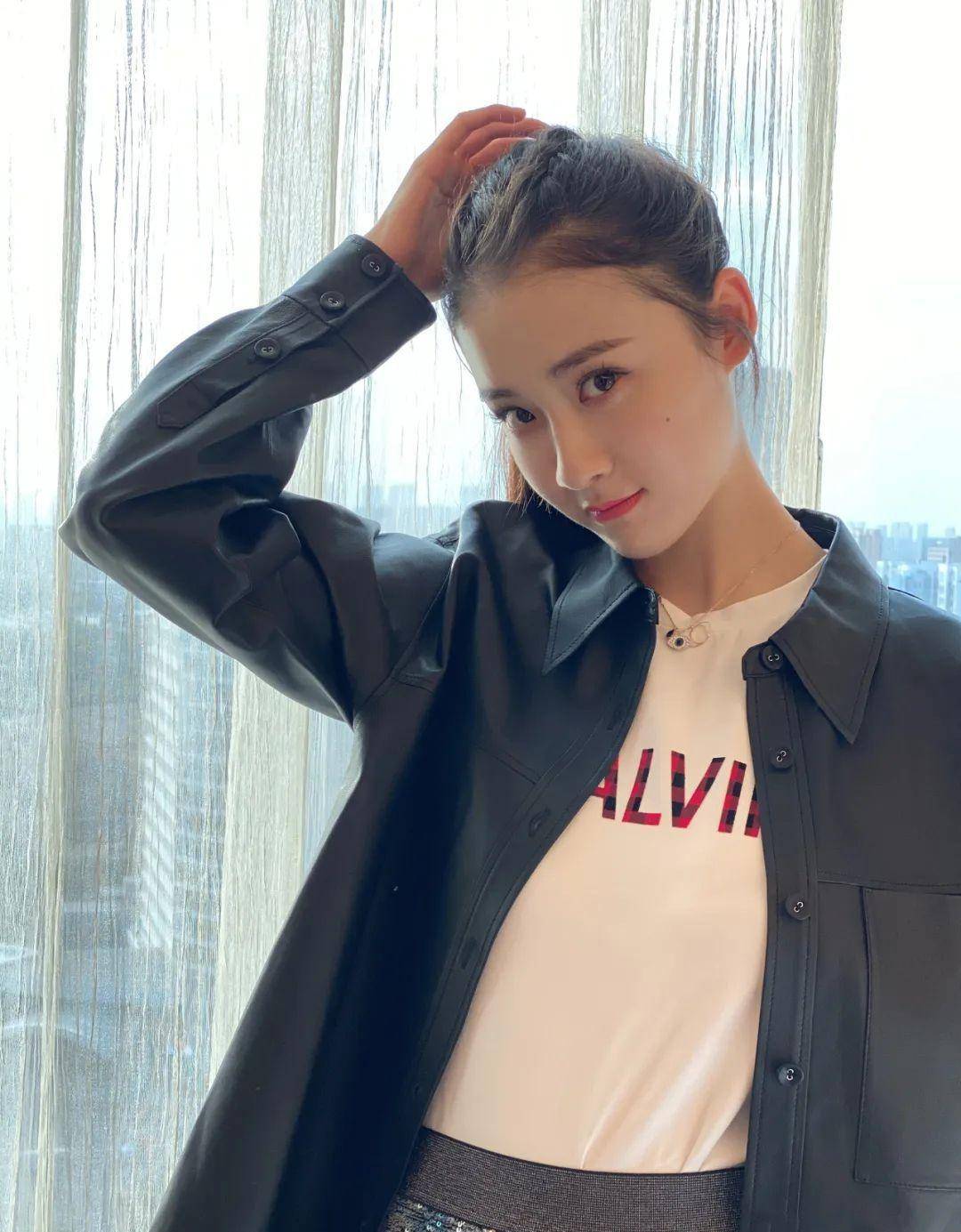 杨祺如,甜美可人的"治愈系"女神