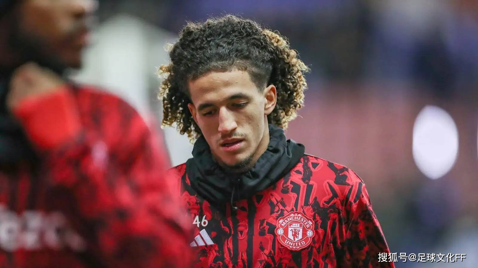 里:塞维利亚已"排除"今年夏天永久转会曼联_汉尼拔·梅布里_中场_训练