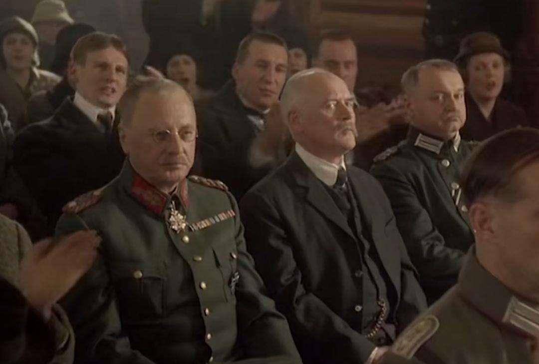 趣解二战:暴动失败吃官司的希特勒,如何逃脱法庭的审判的?