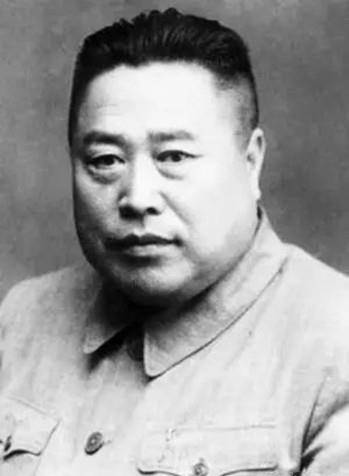 1950年,首任驻蒙大使吉雅泰来到乌兰巴托,对那些三十年前滞留于此的