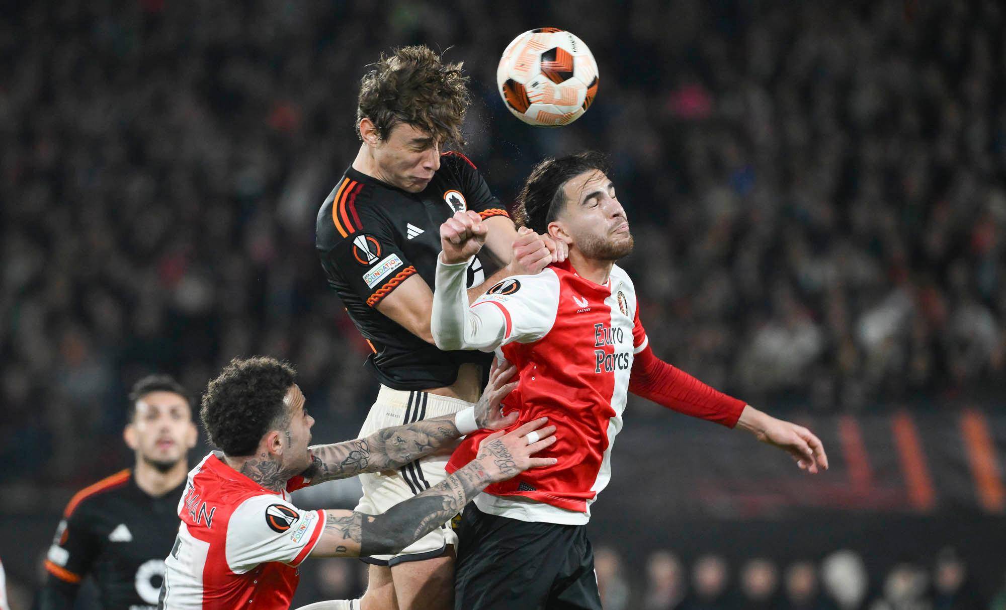 德罗西走和穆帅相同的路,意甲在欧战积分榜首位,有五