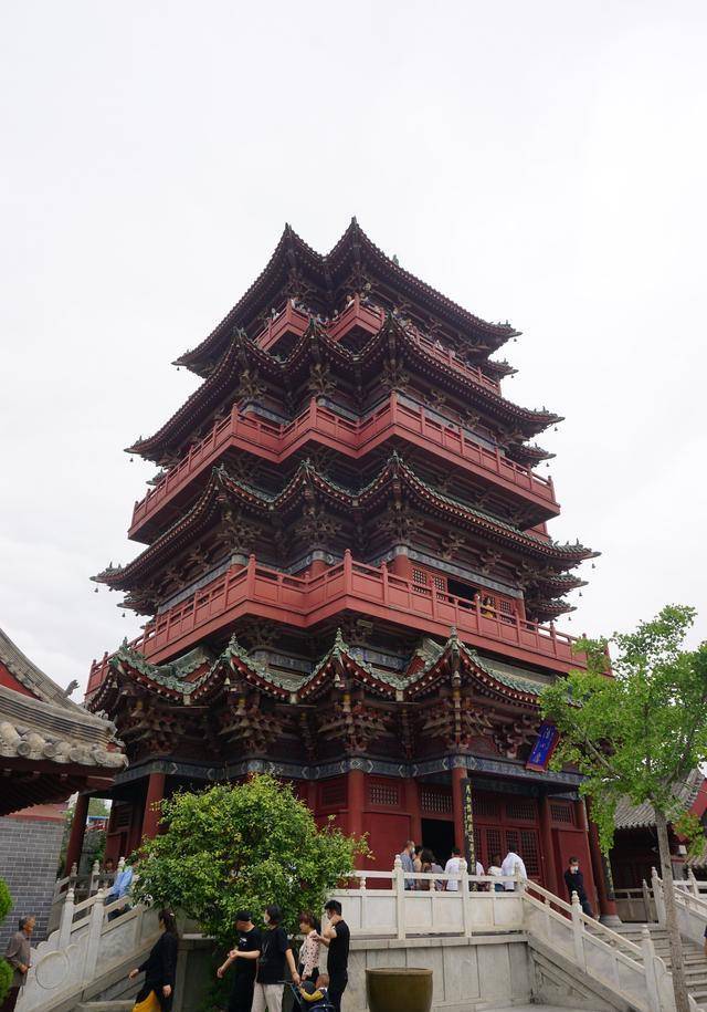 一个安徽人在河南当官,还当出了名,如今办公地被全国