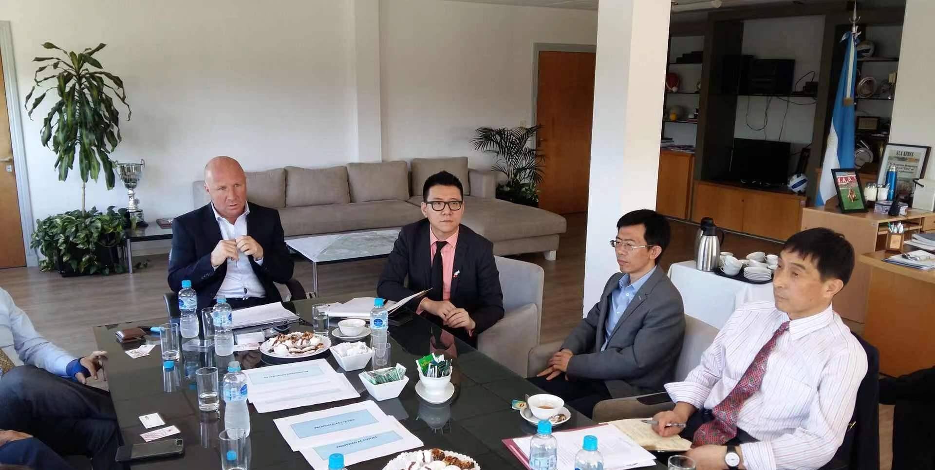 足协全程未参与,操办人刘奕锒铛不听话_阿根廷_训练_计划