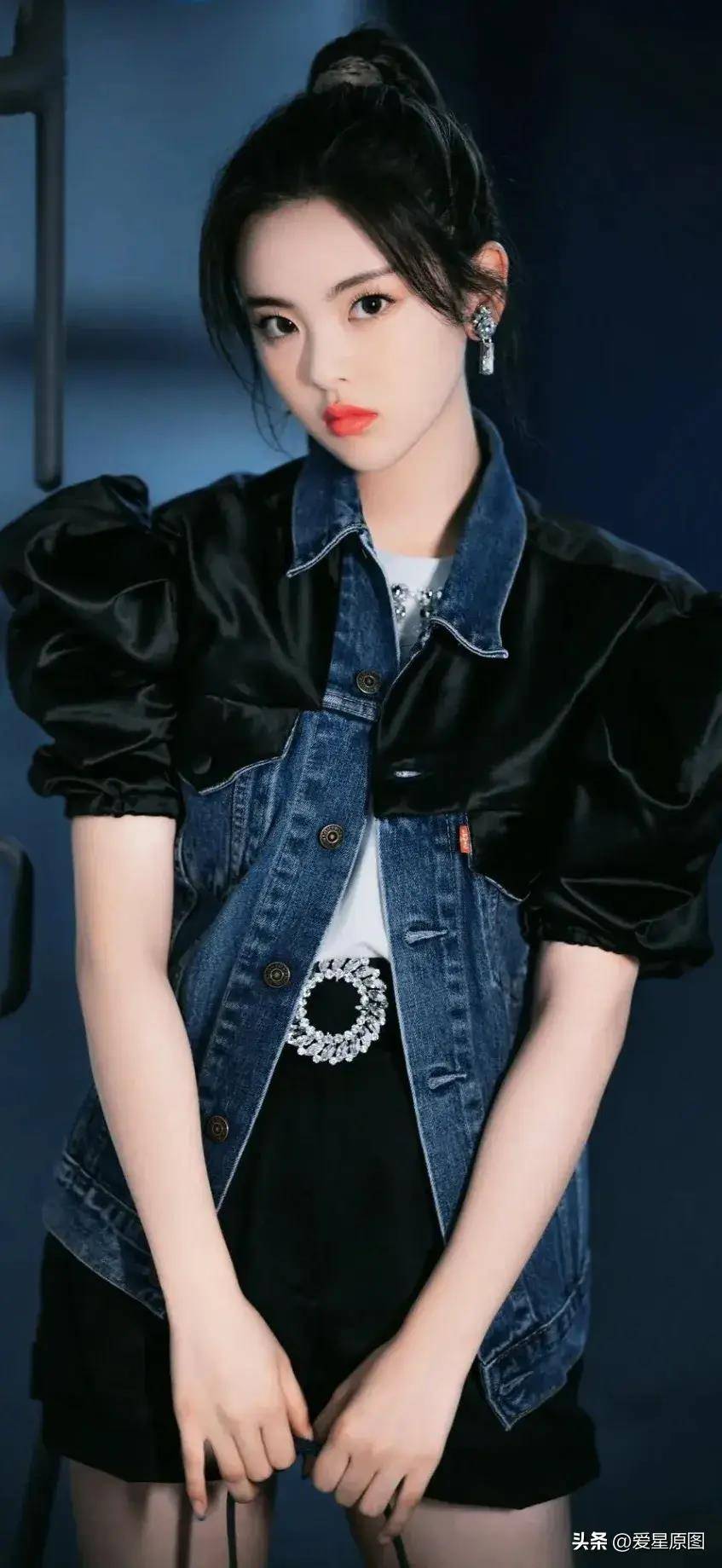 校花少女-杨超越全图写真合集_中国_代表作品_内地