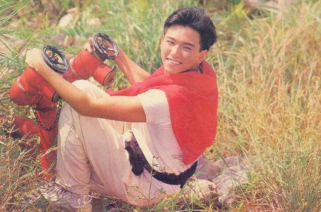 潇洒的温兆伦:婚内不忠诚,跟女友打官司,多段爱情比影视剧更精彩_燕妮