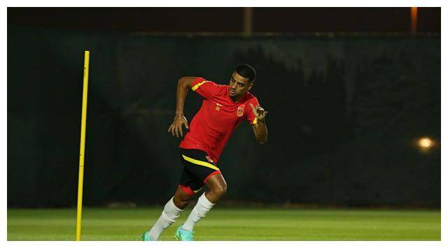 又一归化国脚回归?_青岛_西海岸_赛季