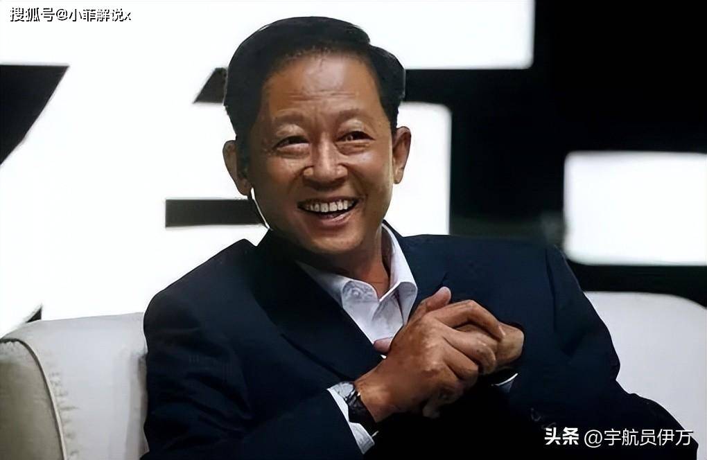 42岁迎娶小10岁名模的王志文,如今的他,证实了陈道明说得没错_时候