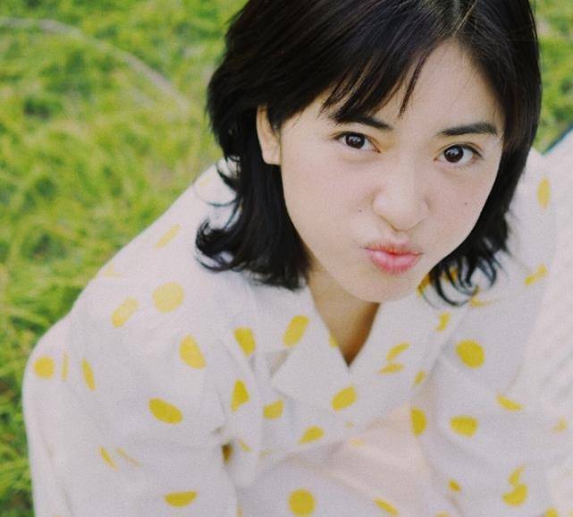 同样是野餐,沈月的美食却与众不同,看清是啥,一般人接辣眼_图片_水果