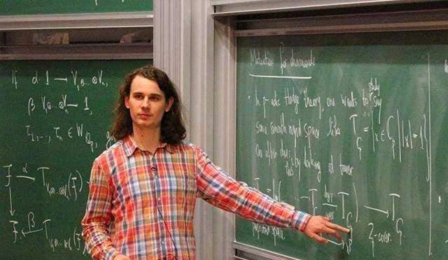 国际奥数冠军的反差人生:一个拿了数学诺奖,一个在中国做了和尚