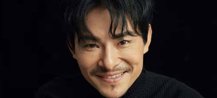 当刘德华替身近十年,拍戏险被战马踩死,熬成影帝却娶华仔前任_杜奕衡