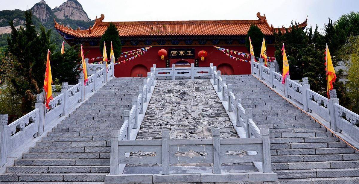河南南阳"最低调"的山,誉为"中原第一灵水福地",却少为人知_南召_我国