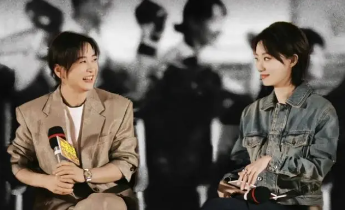 张小斐嫉妒贾玲?抓拍表情被传不合?这种友情圈内找不出第二对!