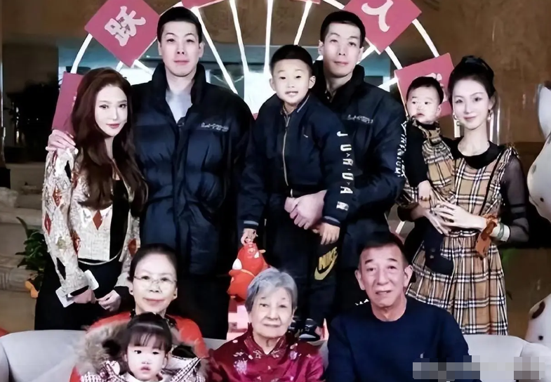 任骏飞任骏威回老家过年!