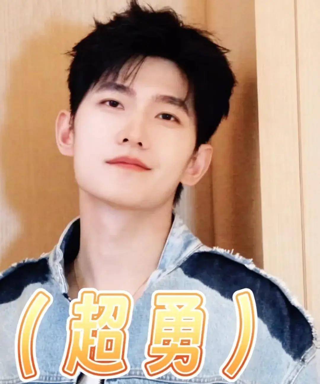 娱乐瓜:赵丽颖杨紫李现王一博杨洋 谭松韵许凯 罗云熙 郑业成_情人节