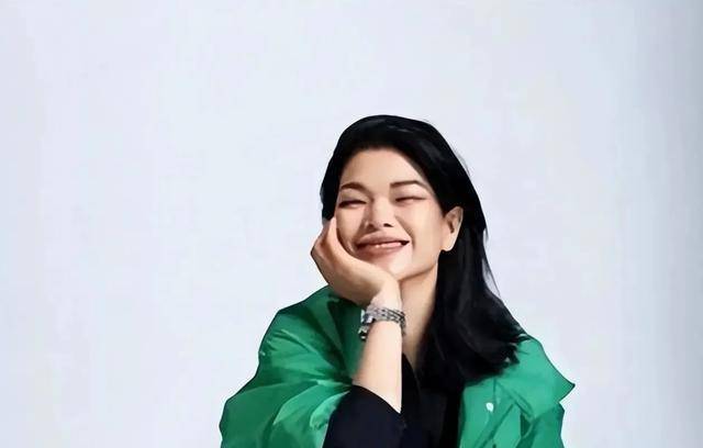 世界顶尖丑模吕燕:29岁踏入法国贵族之门诞下混血宝贝现况如何_家庭