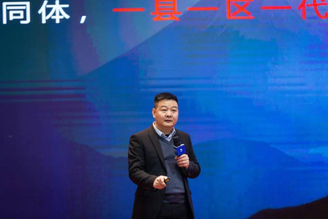 各行精英齐聚"中国建筑防水之乡"石首,他们为何而来?_卓宝_创业_市场