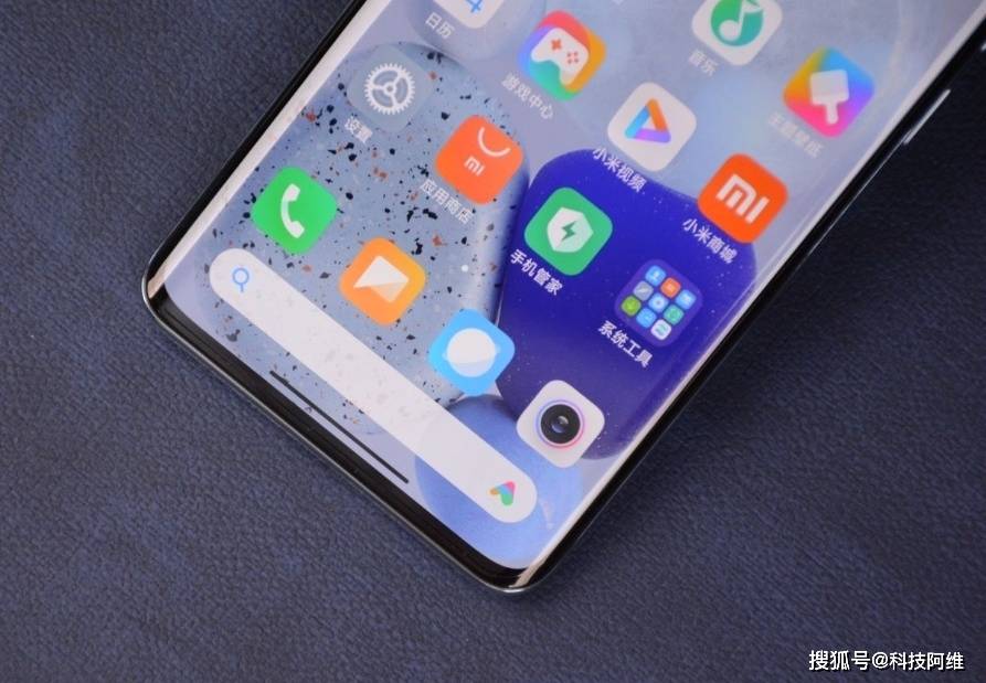 12gb 256gb 3200万双摄,顶配曲面屏手机跌至1681元,终于等到了_小米