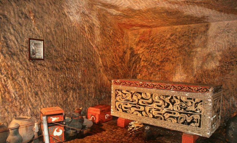 江苏一座夫妻墓,出土一封用心良苦的墓志铭,可惜盗墓