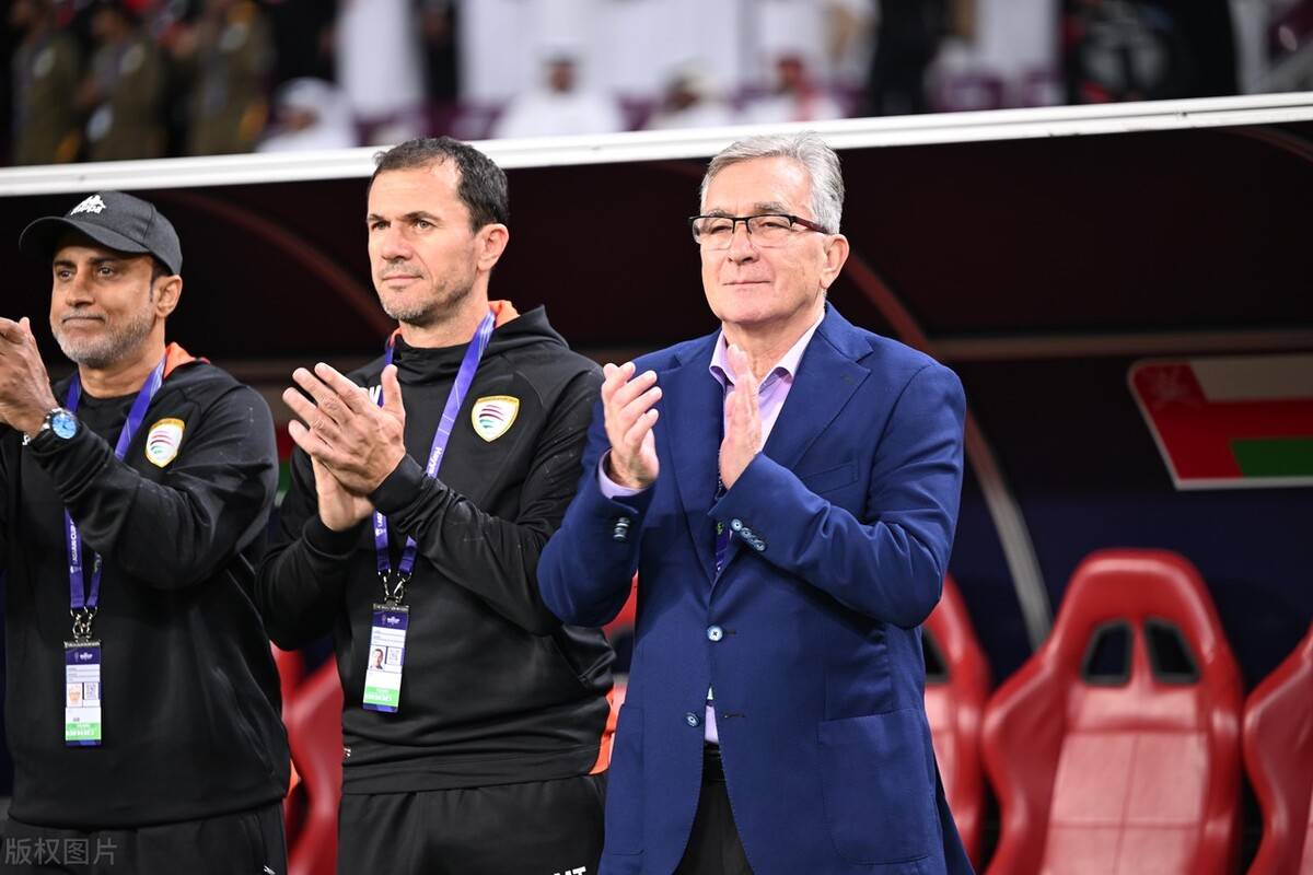 随着,佩特科维奇执教国足无望,足协能选择的新帅就剩下