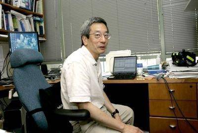 钱永健出生在美国纽约,父亲是名机械工程师,舅舅在麻省理工当工程教授