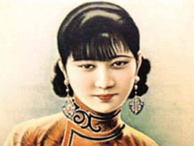 上海滩美女,53岁丧偶风韵犹存,被27岁民警盯上,离奇死亡_蒋梅英