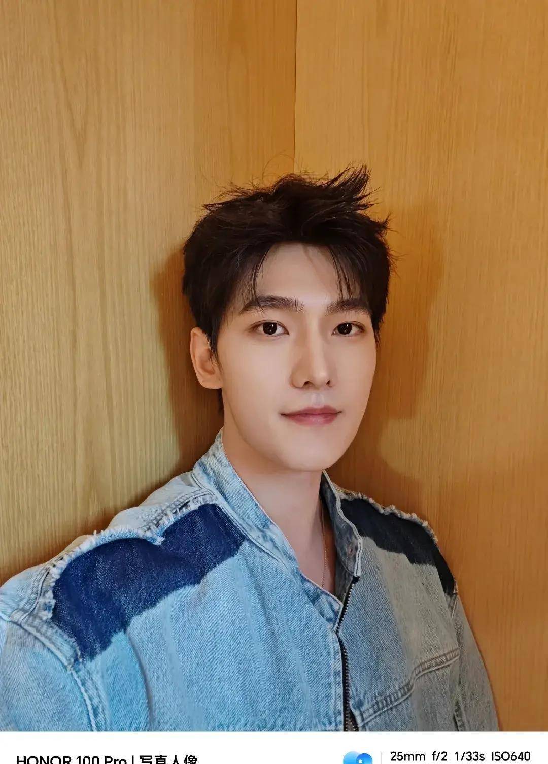 杨紫李现王一博杨洋 谭松韵许凯 罗云熙 郑业成_情人节_星光_自拍