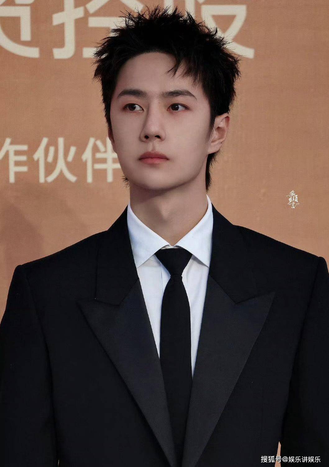 "在自己的社交平台上用手写信向王一博道歉之时,粉丝们还是挺开心的