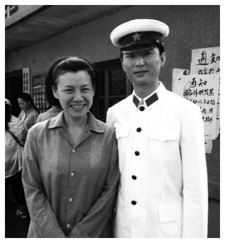 剧中_生活_友情