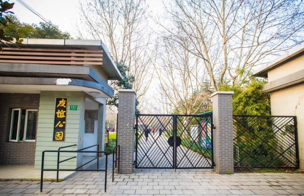 上海宝山友谊公园十分美丽_娱乐_游客_景点