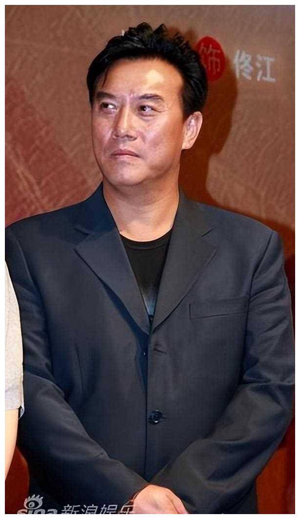 张山:演赵云成名,病妻不弃,伺候岳父母令陈佩斯感激不尽.